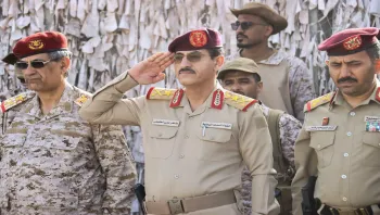 عدن تشهد استعراضًا وطنيًا لافتًا.. النشيد الجمهوري وعلم الوحدة يرسخان رمزية الدولة