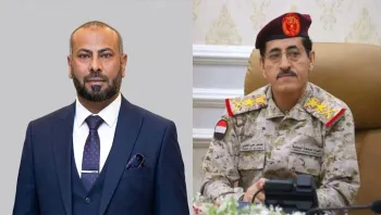 عاجل: وزير الدفاع يتصل بمحافظ الضالع بعد حادثة إطلاق النار داخل مكتبه