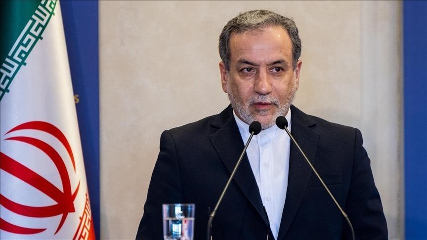 عراقجي: نتنياهو راهن بأموال دافعي الضرائب الأمريكيين وبأرواحهم