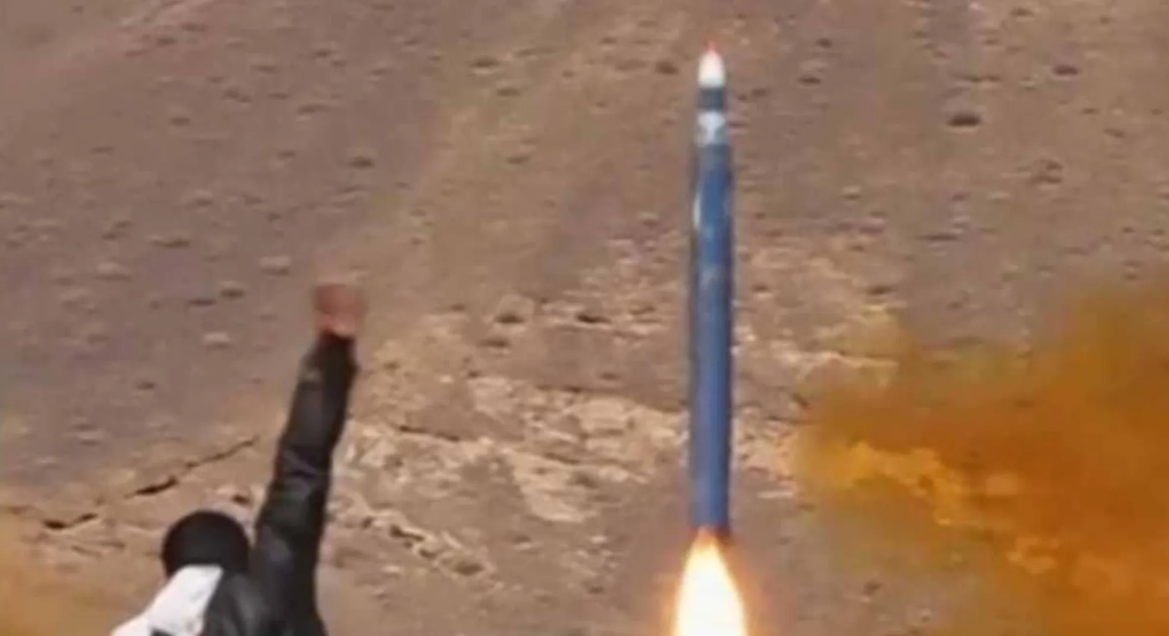 مسؤول عسكري إسرائيلي: هجمات الحوثيين "مجرد تشتيت للانتباه" مسؤول عسكري إسرائيلي: هجمات الحوثيين "مجرد تشتيت للانتباه"