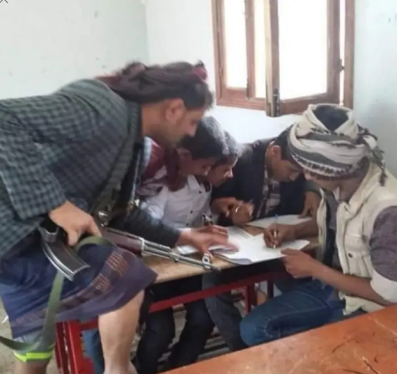 مليشيا الحوثي تعتدي على مسؤول تربوي في الضالع مليشيا الحوثي تعتدي على مسؤول تربوي في الضالع