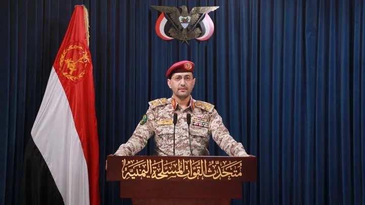الحوثيون يعلنون عن عملية عسكرية خامسة بصواريخ وطائرات مسيّرة باتجاه إسرائيل الحوثيون يعلنون عن عملية عسكرية خامسة بصواريخ وطائرات مسيّرة باتجاه إسرائيل