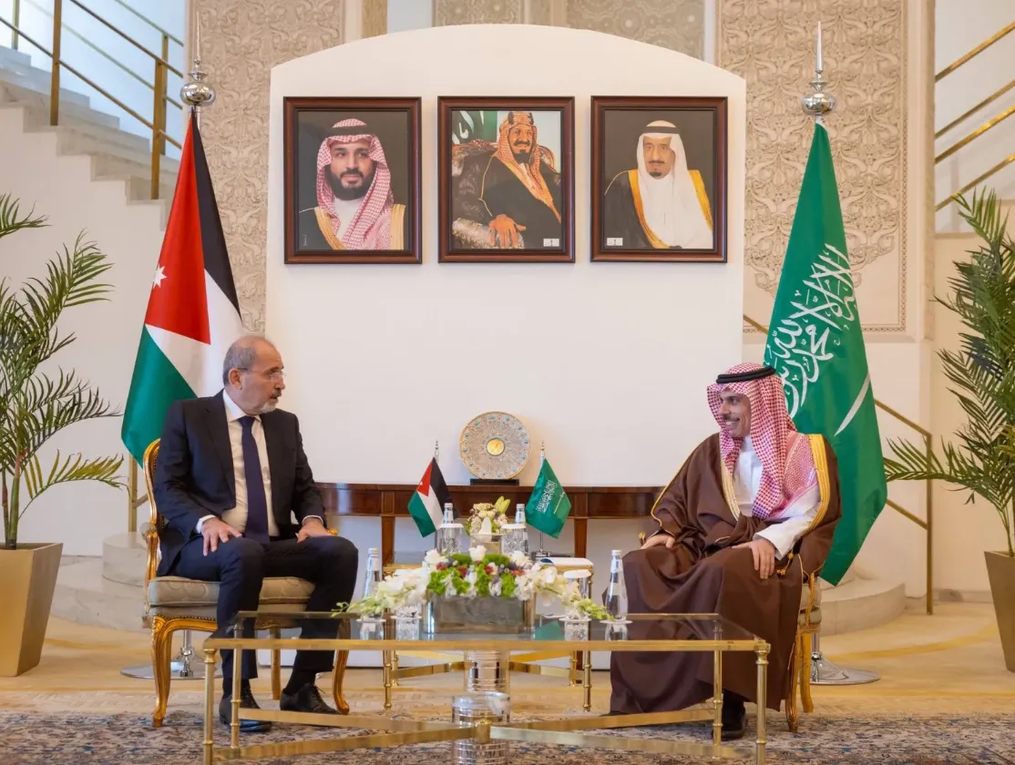 تضامن سعودي - أردني في مواجهة الاعتداءات الإيرانية تضامن سعودي - أردني في مواجهة الاعتداءات الإيرانية