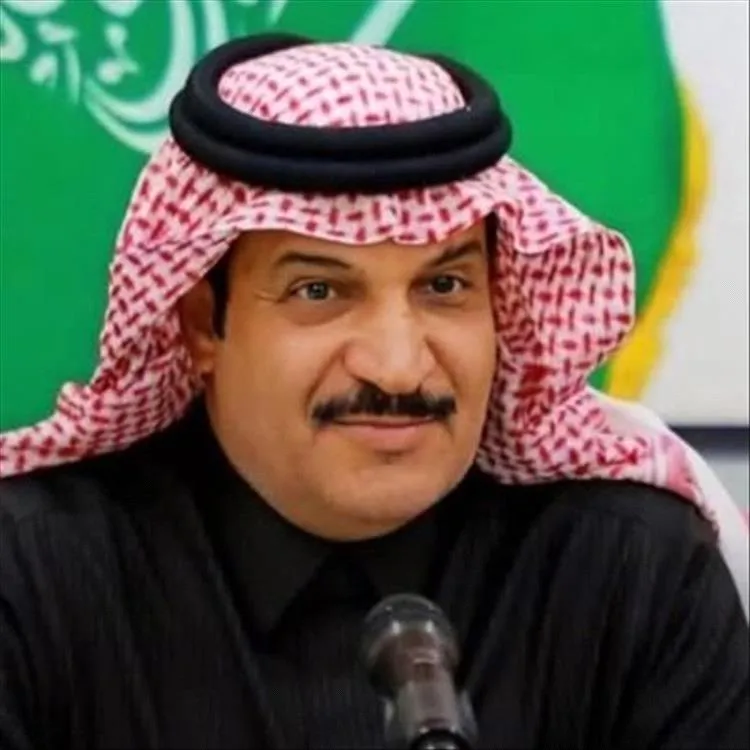 سياسي سعودي: عهد المداراة انتهى.. وتعزيزات عسكرية نحو عدن تؤكد أن المعادلة تُحسم في الميدان سياسي سعودي: عهد المداراة انتهى.. وتعزيزات عسكرية نحو عدن تؤكد أن المعادلة تُحسم في الميدان