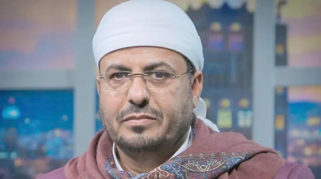 وزير الأوقاف الأسبق: الحكومة تتأخر في صرف رواتب الجنود وتُنفق على الترف والمجاملات وزير الأوقاف الأسبق: الحكومة تتأخر في صرف رواتب الجنود وتُنفق على الترف والمجاملات