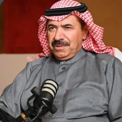 رجل أعمال سعودي يسخر: عيدروس الزبيدي يبدأ «النضال» من مطاعم أمريكا بين المندي والسلتة