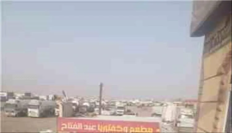 أزمة وقود وغاز تتفاقم في المحافظات المحررة بعد توقف الإمدادات القادمة من مأرب أزمة وقود وغاز تتفاقم في المحافظات المحررة بعد توقف الإمدادات القادمة من مأرب
