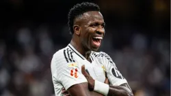 فينيسيوس يحسم الجدل: مستقبلي مع ريال مدريد ولا أفكر في الرحيل