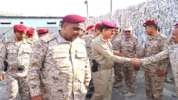 وزير الدفاع يتفقد القاعدة الإدارية بعدن ومستشفى باصهيب العسكري